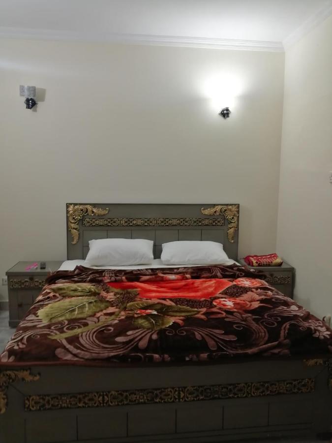 Star Hotel Lahore Eksteriør bilde